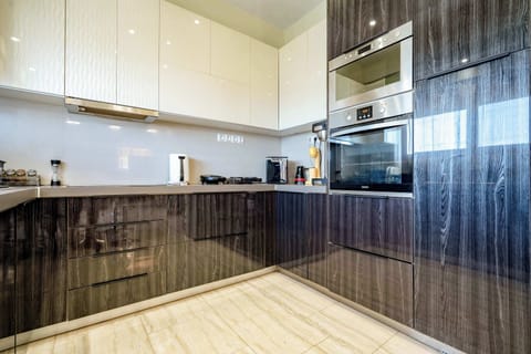 Fully equipped kitchen for easy, enjoyable cooking