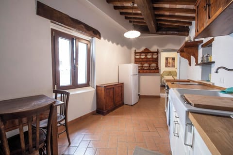 Comfort Apartment | Private kitchen | Espresso maker, coffee/tea maker, electric kettle