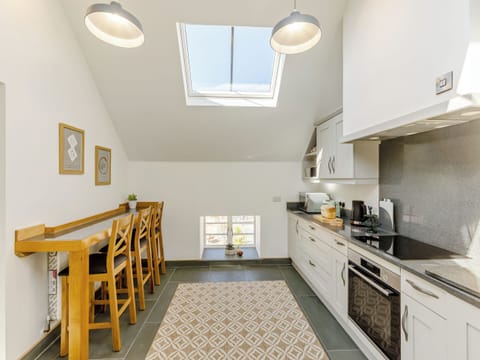 Kitchen | The Granary - Devon Farm Holidays, Crediton