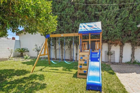Children Swing set