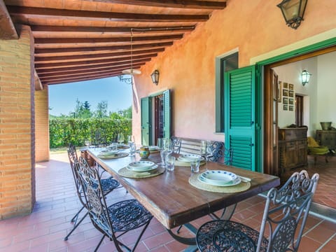 Furniture, Table, Chair, Kitchen & Dining Room Table, Wood Stain, Eco Hotel, Shade, Resort, Dining Room, Houseplant