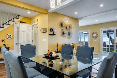 A cheerful palette of warmth and style