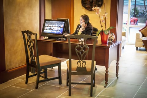 Concierge desk