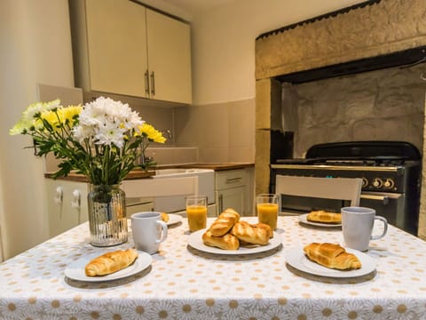 Deck, Shade, Hardwood, Outdoor Furniture, Balcony, Plank, Eco Hotel, Swimming Pool, Wood Flooring, Resort