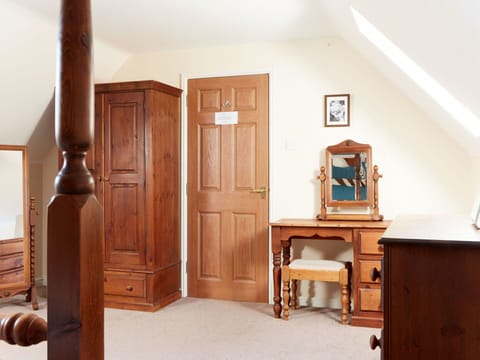 Deck, Shade, Hardwood, Outdoor Furniture, Balcony, Plank, Eco Hotel, Swimming Pool, Wood Flooring, Resort