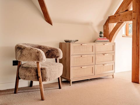 Deck, Shade, Hardwood, Outdoor Furniture, Balcony, Plank, Eco Hotel, Swimming Pool, Wood Flooring, Resort