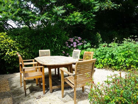 Apartment, Mountain Range, Valley, Alps, Hotel, Mountain Village