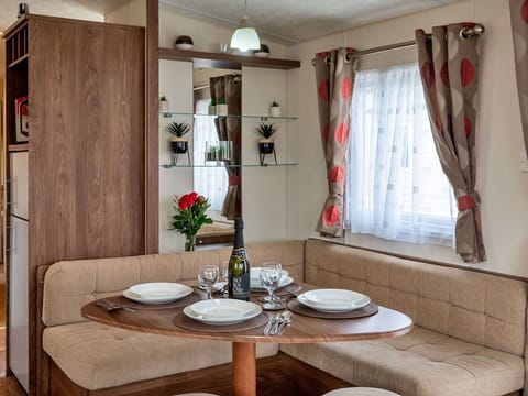 Apartment, Mountain Range, Valley, Alps, Hotel, Mountain Village