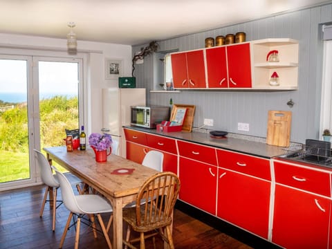 Apartment, Mountain Range, Valley, Alps, Hotel, Mountain Village