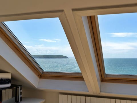 Apartment, Balcony, Shade, Marina, Hotel, Dock