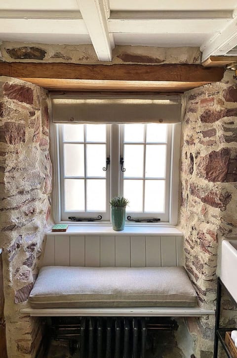 Apartment, Balcony, Shade, Marina, Hotel, Dock