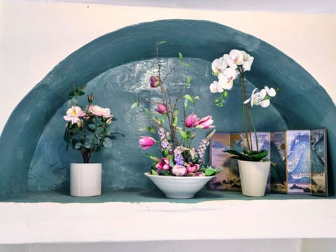 Flower, Petal, Floristry, Cut Flowers, Flowerpot, Pink, Floral Design, Artificial Flower