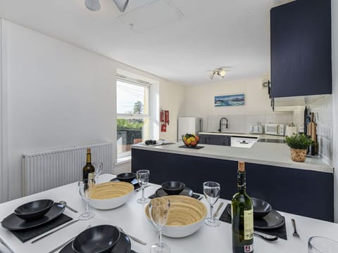 Apartment, Balcony, Shade, Marina, Hotel, Dock