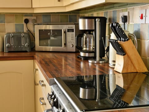 Apartment, Balcony, Shade, Marina, Hotel, Dock