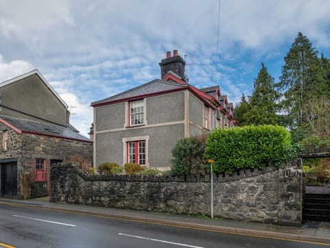 Apartment, Balcony, Shade, Marina, Hotel, Dock