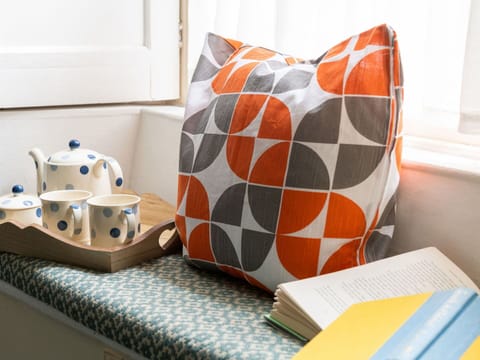 Apartment, Balcony, Shade, Marina, Hotel, Dock