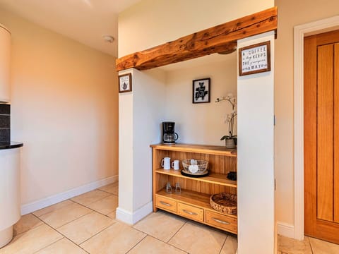 Apartment, Balcony, Shade, Marina, Hotel, Dock