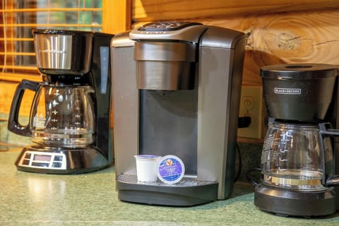 Thatta Way Hideaway's fully-equipped kitchen