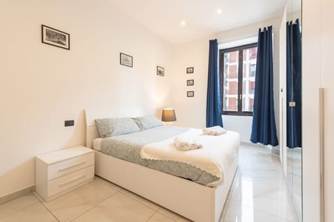 Apartment (1 Bedroom) | 1 bedroom, laptop workspace, iron/ironing board, cribs/infant beds