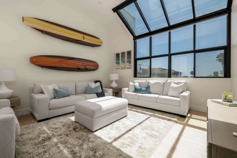 Living room (AC, TV, lots of natural light)