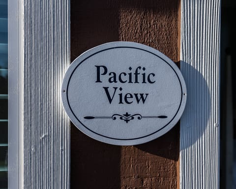 Pacific View Deluxe Room | Street view