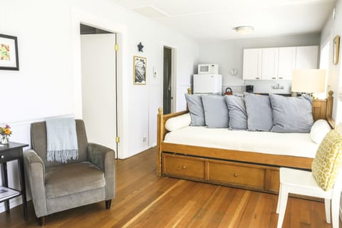 Heather Cottage | Living area | Flat-screen TV