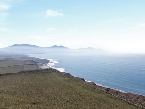 Surrounding area | Pebbles - Wendon Holidays, Caernarfon