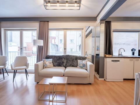 Furniture, Interior Design, Flooring, Couch, Floor, Ceiling, Wood, Room, Apartment, Living Room