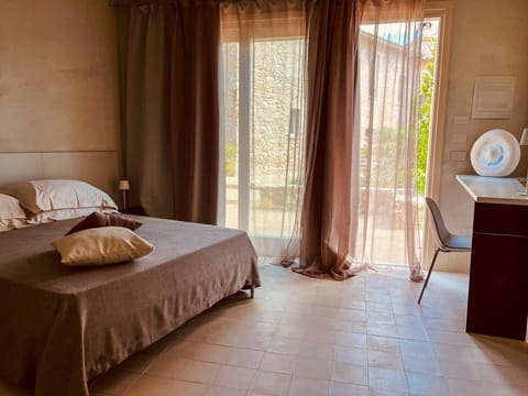 Deluxe Room | In-room safe, desk, free WiFi