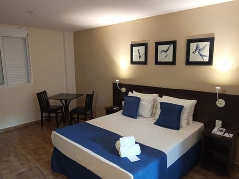 Deluxe Room | Desk, laptop workspace, free WiFi