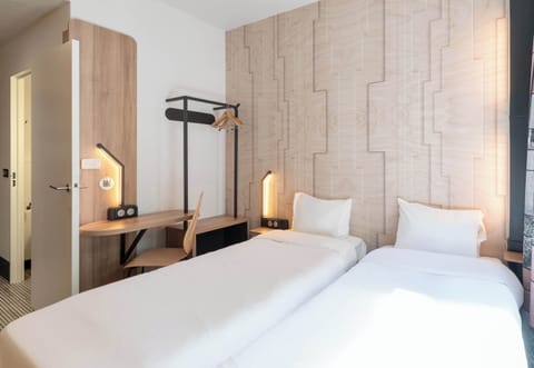 Twin Room, Non Smoking | Premium bedding, desk, soundproofing, free WiFi