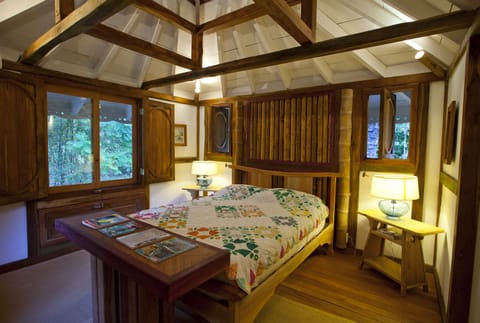 Family Cabin, Multiple Beds, Ocean View (Cambodge) | 1 bedroom, premium bedding, down comforters, minibar