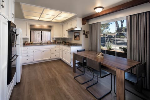 Deluxe Suite, 1 King Bed, Kitchen, Resort View | In-room safe, desk, iron/ironing board, free WiFi