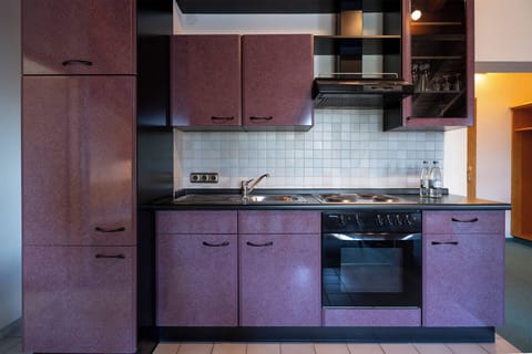 Standard Triple Room | Private kitchen