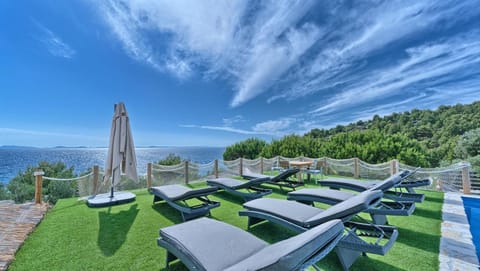 Villa, Smoking | 7 bedrooms