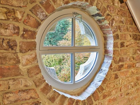 Arch, Brick, Brickwork, Daylighting, Wood Stain