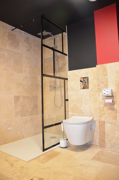 Comfort Double Room | Bathroom