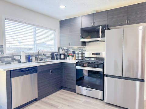 152f76e0-22f0-4244-b254-7e83c31a9550