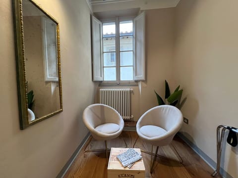 Double bedroom details