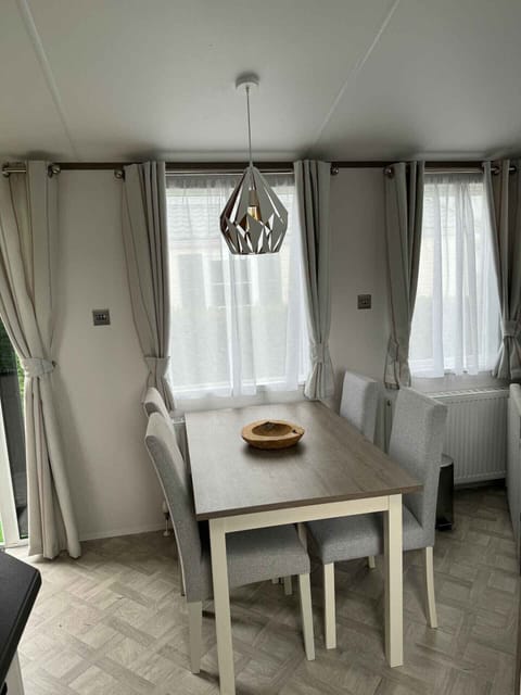 Dining room of Holiday Park Klein Strand - Luxury Chalet 4p