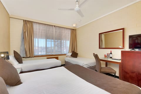 Deluxe Family Room | Premium bedding, minibar, in-room safe, desk