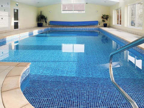 Swimming pool | The Granary - Holly Farm Holiday Cottage, Stoke St. Gregory, near Taunton