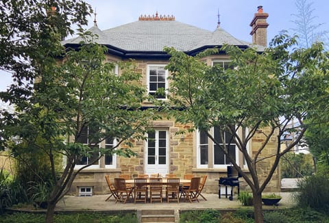 Rosevean House is a substantial four double bedroom property located in the heart of the thriving village of St Agnes