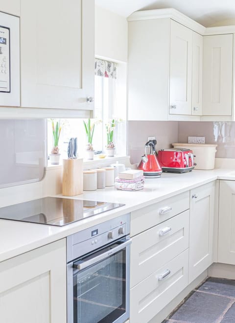 Dixon Ground Farm kitchen