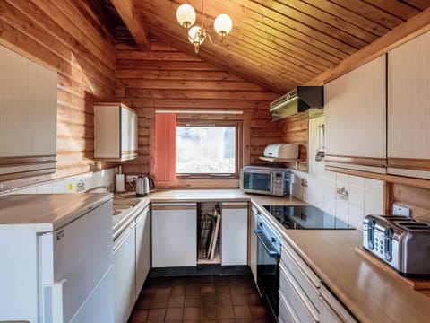 Kitchen | Tamnavulin Lodge - Loch Insh Lodges, Kincraig, near Kingussie