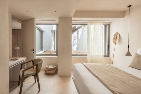 Presidential Suite with Plunge Pool & Sea View | In-room safe, soundproofing, iron/ironing board, free WiFi