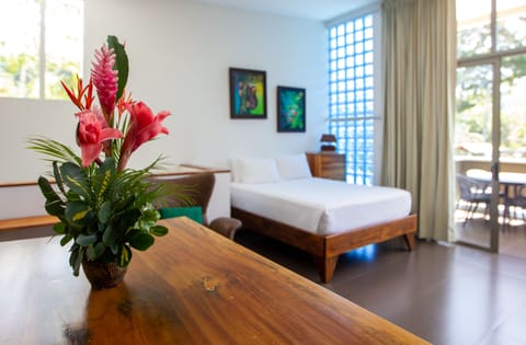 Family Studio Suite | 1 bedroom, premium bedding, minibar, in-room safe