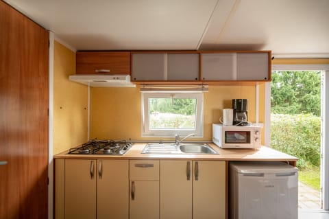 Mobile Home | Private kitchen