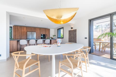 High quality dining area, Villa for 10 People