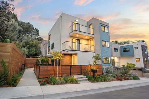Welcome to your San Diego retreat.